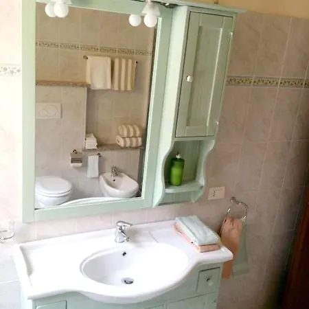 Spacious Flat In 63 M² Parking Included Apartmán